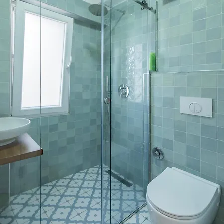 2br At Palace With Cubes - Skanderbeg Square