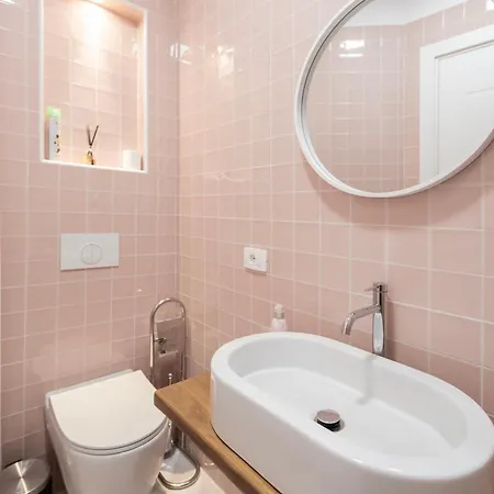Lägenhet 2br At Palace With Cubes - Skanderbeg Square Tirana