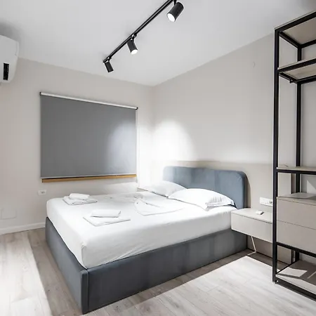 2br At Palace With Cubes - Skanderbeg Square *