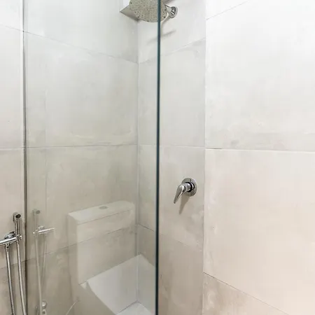 2br At Palace With Cubes - Skanderbeg Square Lägenhet