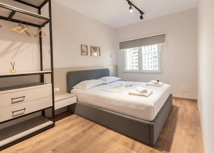 Tirana Stay 2Br At Palace With Cubes - Skanderbeg Square * Tirana