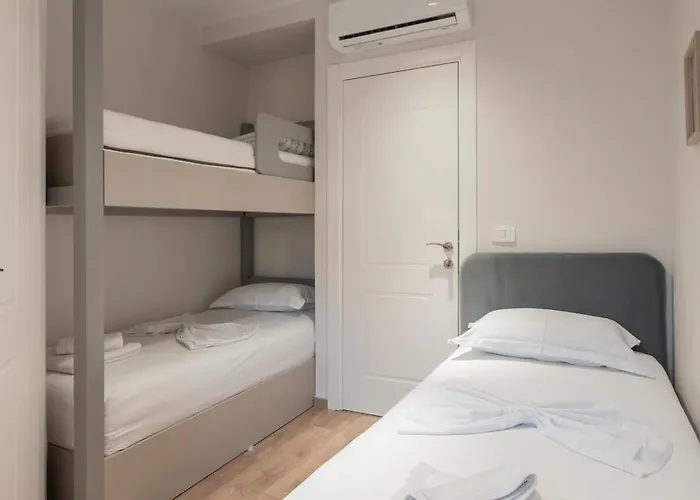 2br At Palace With Cubes - Skanderbeg Square Apartment