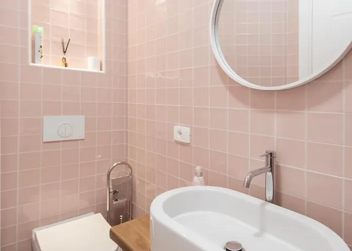 Apartamento Tirana Stay 2Br At Palace With Cubes - Skanderbeg Square Tirana