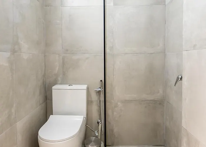 2br At Palace With Cubes - Skanderbeg Square Apartment *